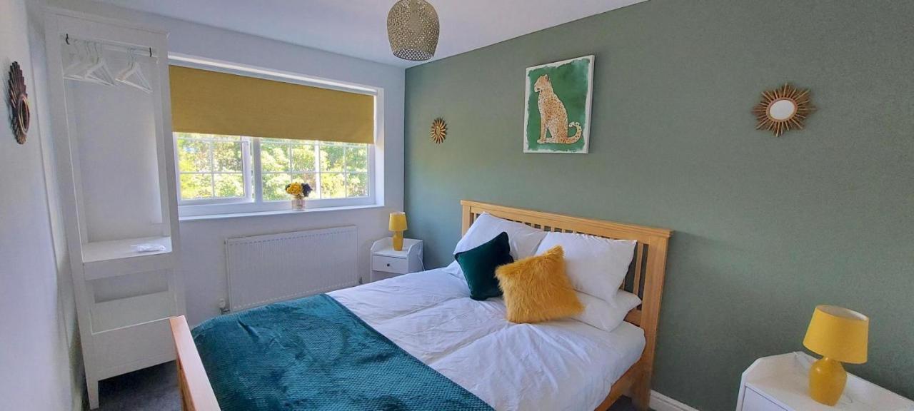 The Paget Suite Great Wyrley 外观 照片